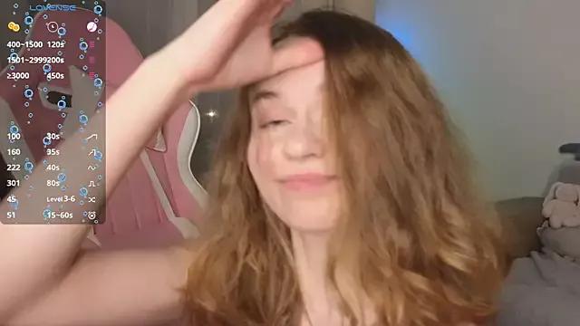 Lolli_Ruth on StripChat 
