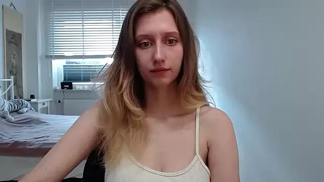 LUNA_delight on StripChat 