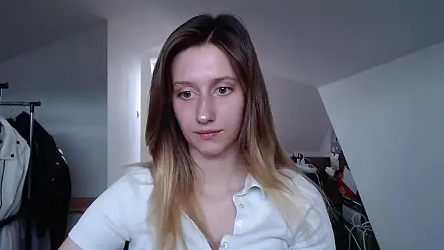 LUNA_delight on StripChat 