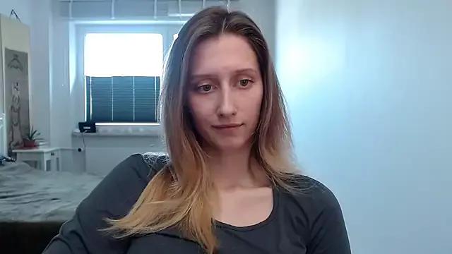 LUNA_delight on StripChat 