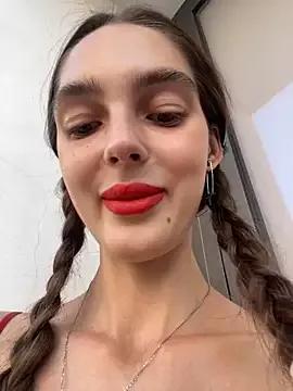 lylylovesyou on StripChat 