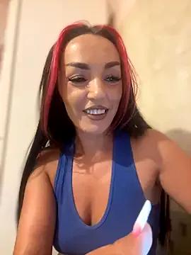 MeganFoxiy on StripChat 