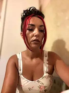 MeganFoxiy on StripChat 