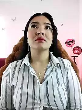 meli__brown on StripChat 