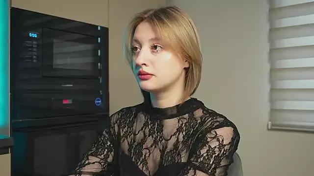 milasmiu on StripChat 