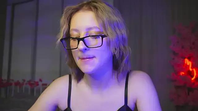 milasmiu on StripChat 
