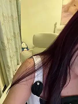 mimi9420 on StripChat 