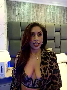 MonicaMoret on StripChat 