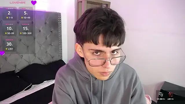 PepperTwink on StripChat 