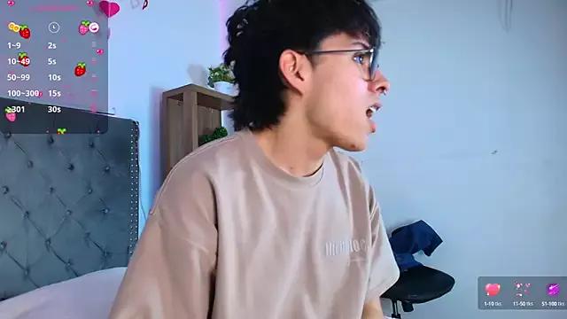 PepperTwink on StripChat 