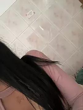 QueenLujaine on StripChat 