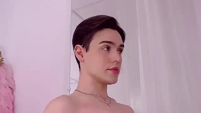 RobbyCharming on StripChat 