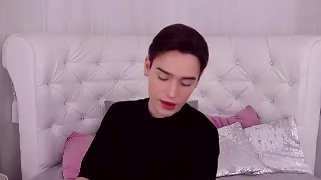 RobbyCharming on StripChat 