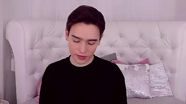 RobbyCharming on StripChat 