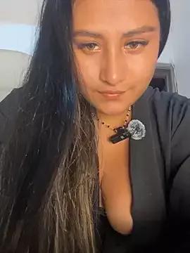 Rubyross21 on StripChat 