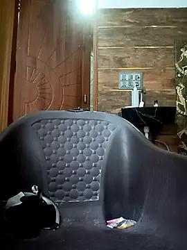 Ruhi_07 on StripChat 