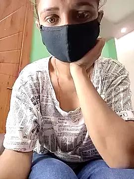Ruhi_07 on StripChat 