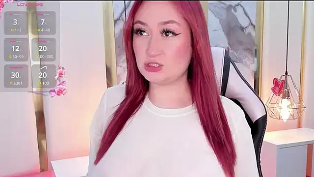 SalommeFlores on StripChat 