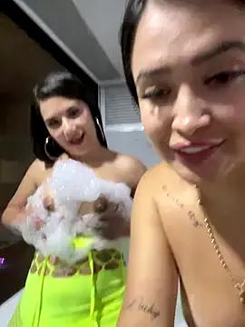 Sara_fun on StripChat 