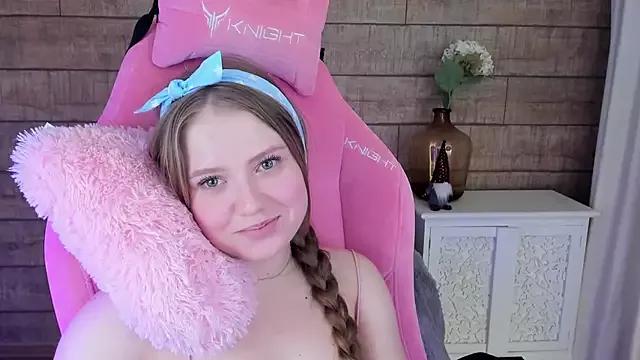 SelinSwarovski on StripChat 