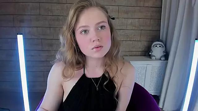 SelinSwarovski on StripChat 