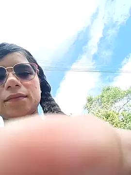 Simone_Miller on StripChat 