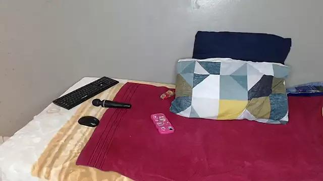 spicybootie on StripChat 