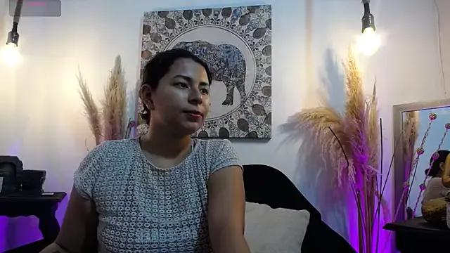 TastyyMelissa on StripChat 