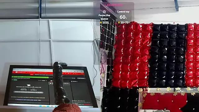 wildblackhair_1 on StripChat 