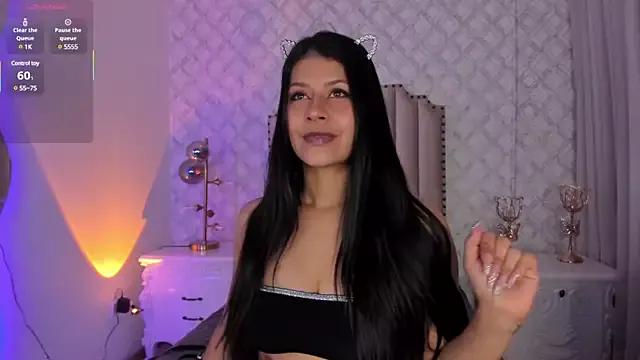 Yourwishisme_val on StripChat 