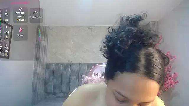 zhara_rose_s on StripChat 